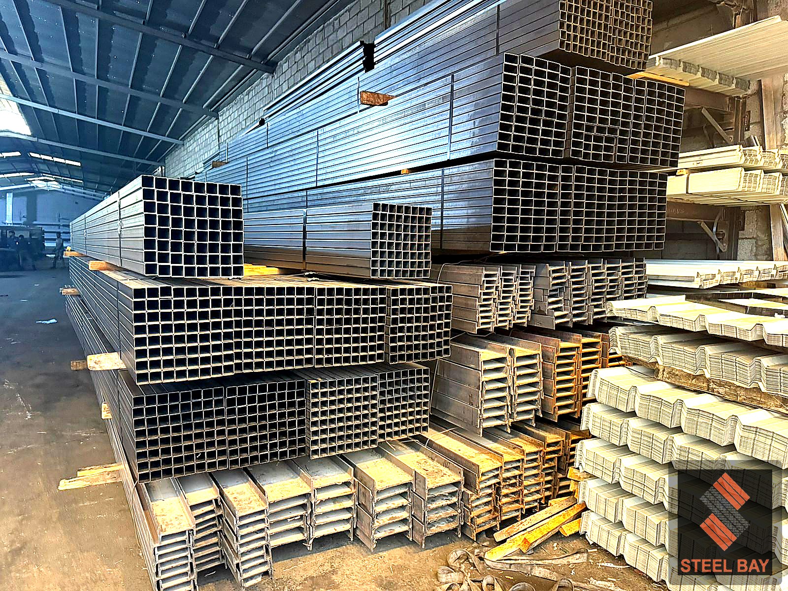 Tubes warehouse